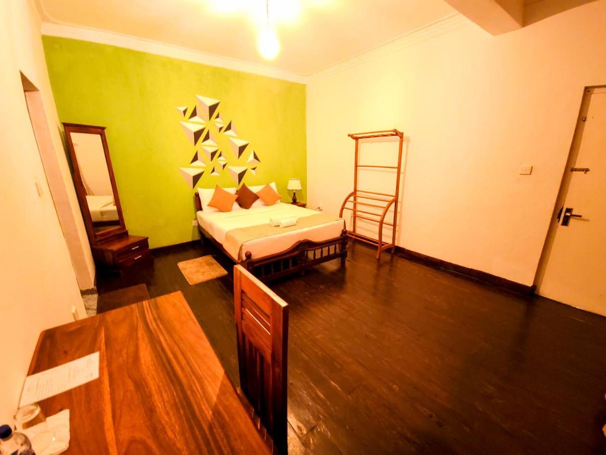 Notre Dame D'Arcadia Hotel Nuwara Eliya Bagian luar foto