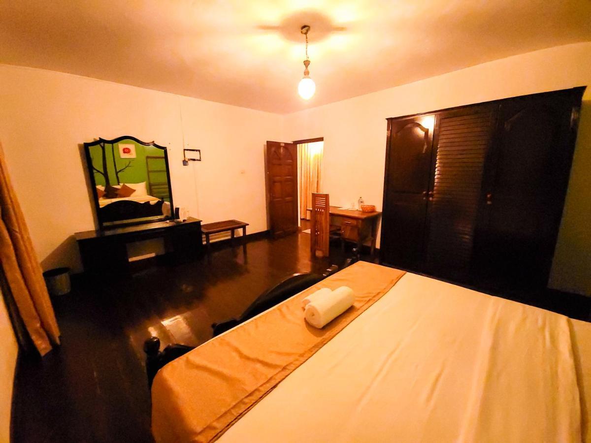 Notre Dame D'Arcadia Hotel Nuwara Eliya Bagian luar foto
