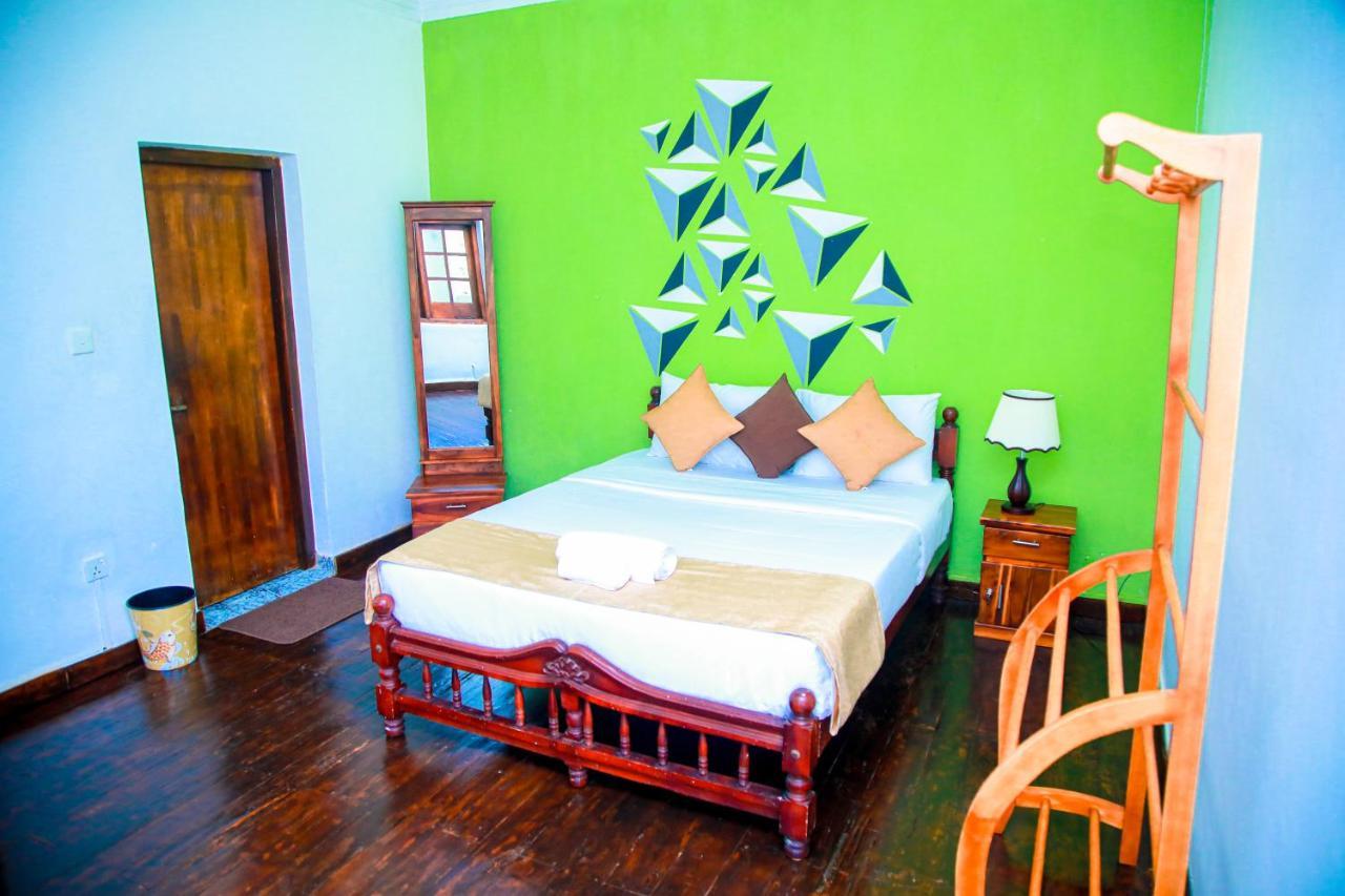 Notre Dame D'Arcadia Hotel Nuwara Eliya Bagian luar foto